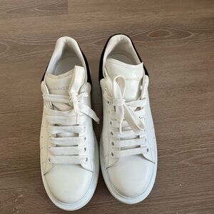 Alexander McQueen White Sneakers with Black Accent